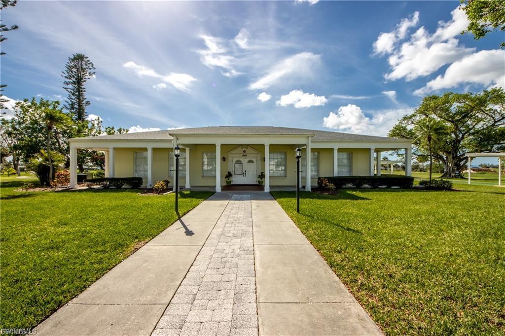 6992 Edgewater CIR photo 22