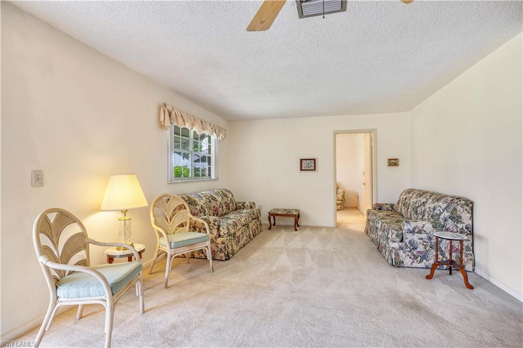 6992 Edgewater CIR photo 10