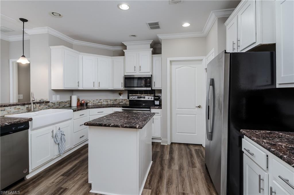 Kitchen cabinet space