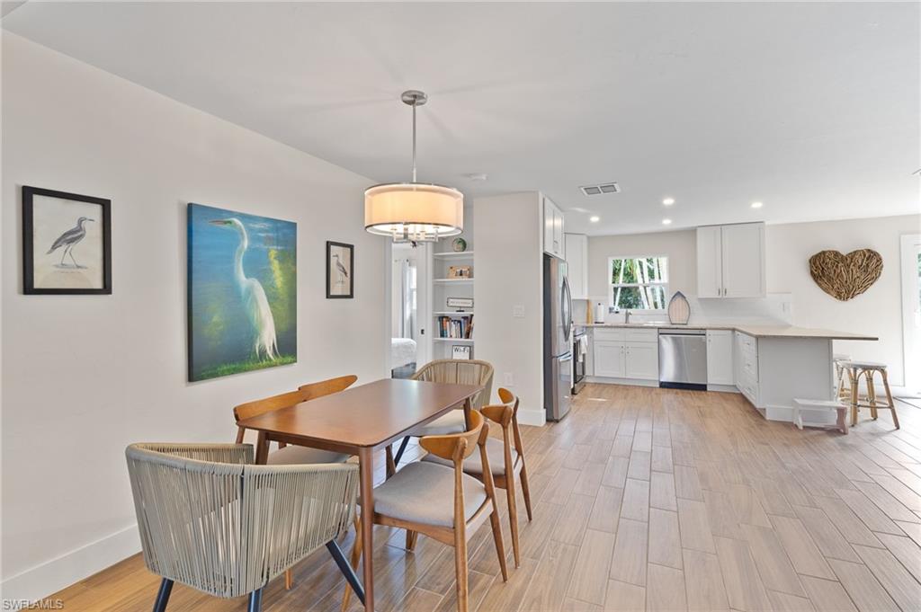 3 Crooked LN 23 photo 8