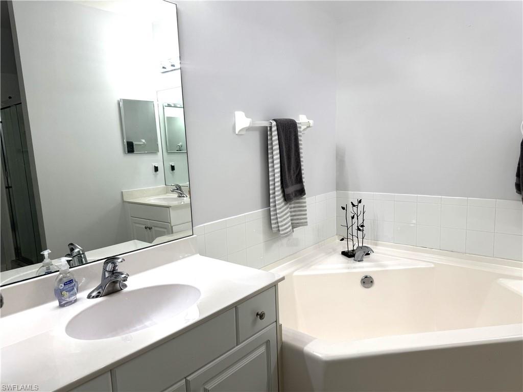 3445 Grand Cypress DR 202 photo 11