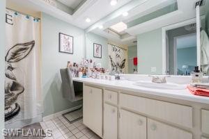 Guest full bath