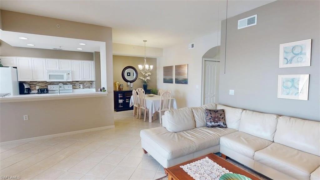 2730 Cypress Trace CIR 2828 photo 9