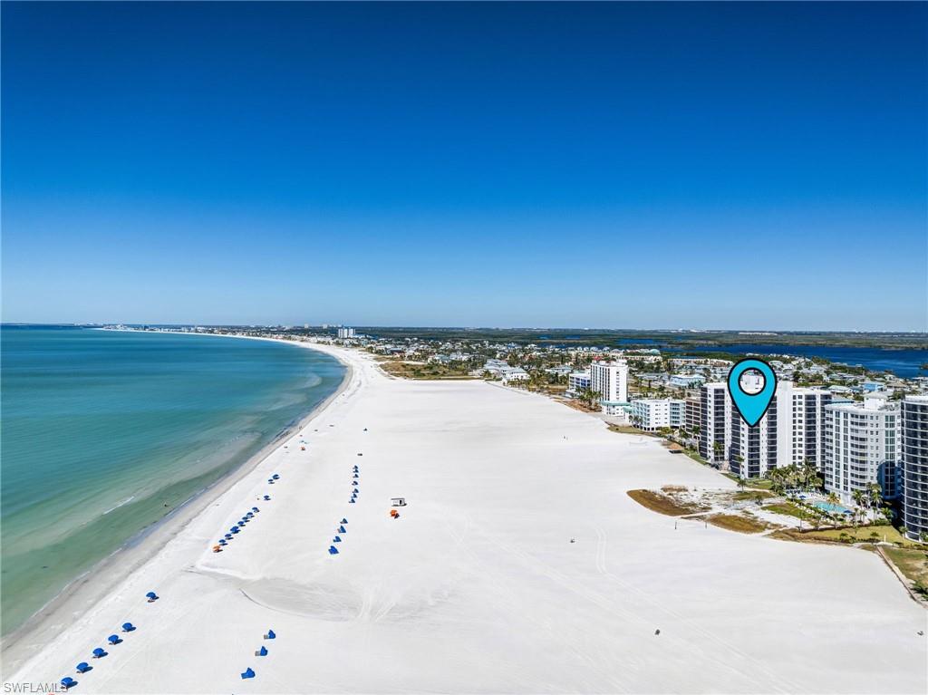 Island Winds sits on the widest part of the beach on FMB