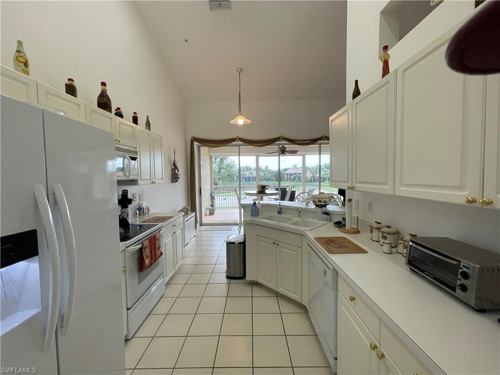 25232 Pelican Creek CIR 202 photo 6