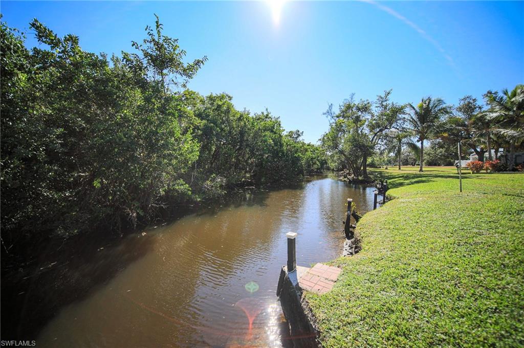 Sit And Fish, Kayak, Paddle, Or Just Injoy This River/Gulf Access Creek That Leads To Whisky Creek/Caloosahatchee River/Gulf Of America!