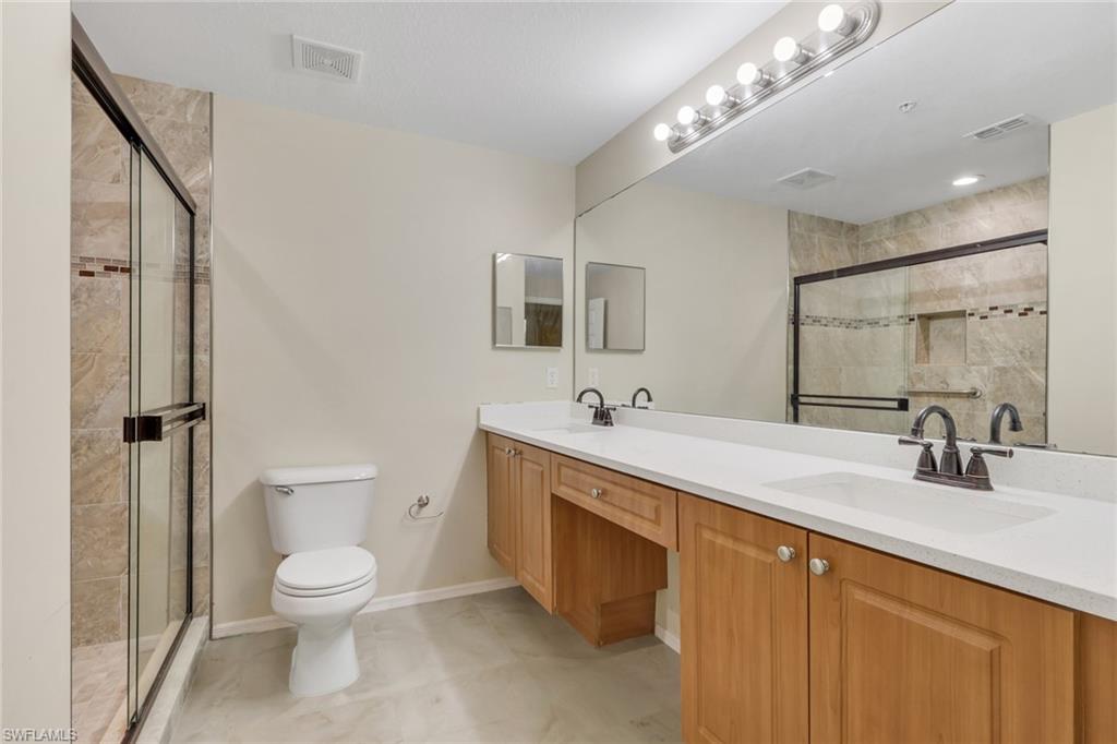 9025 Colby DR 2111 photo 16