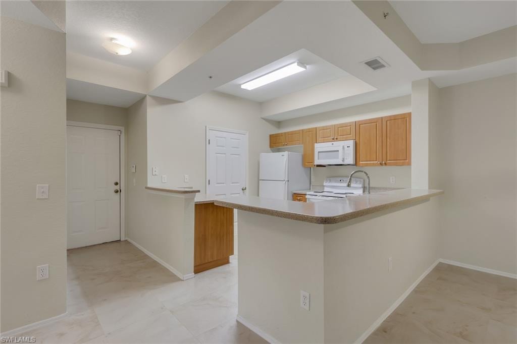 9025 Colby DR 2111 photo 7