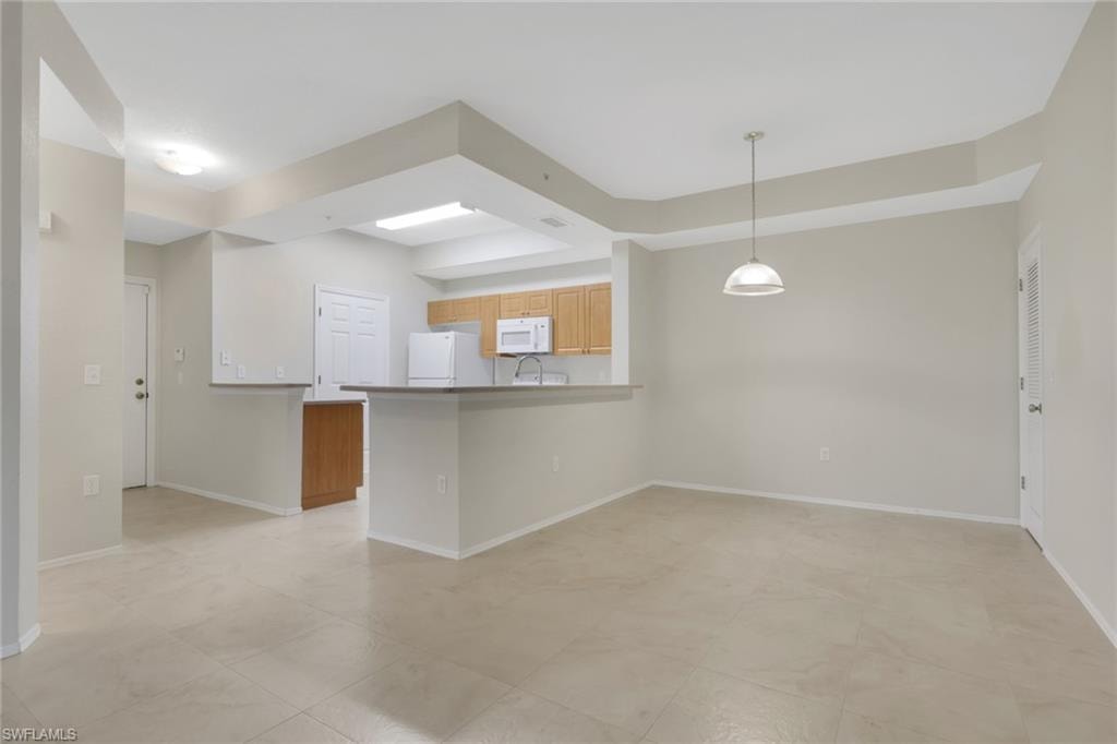 9025 Colby DR 2111 photo 8