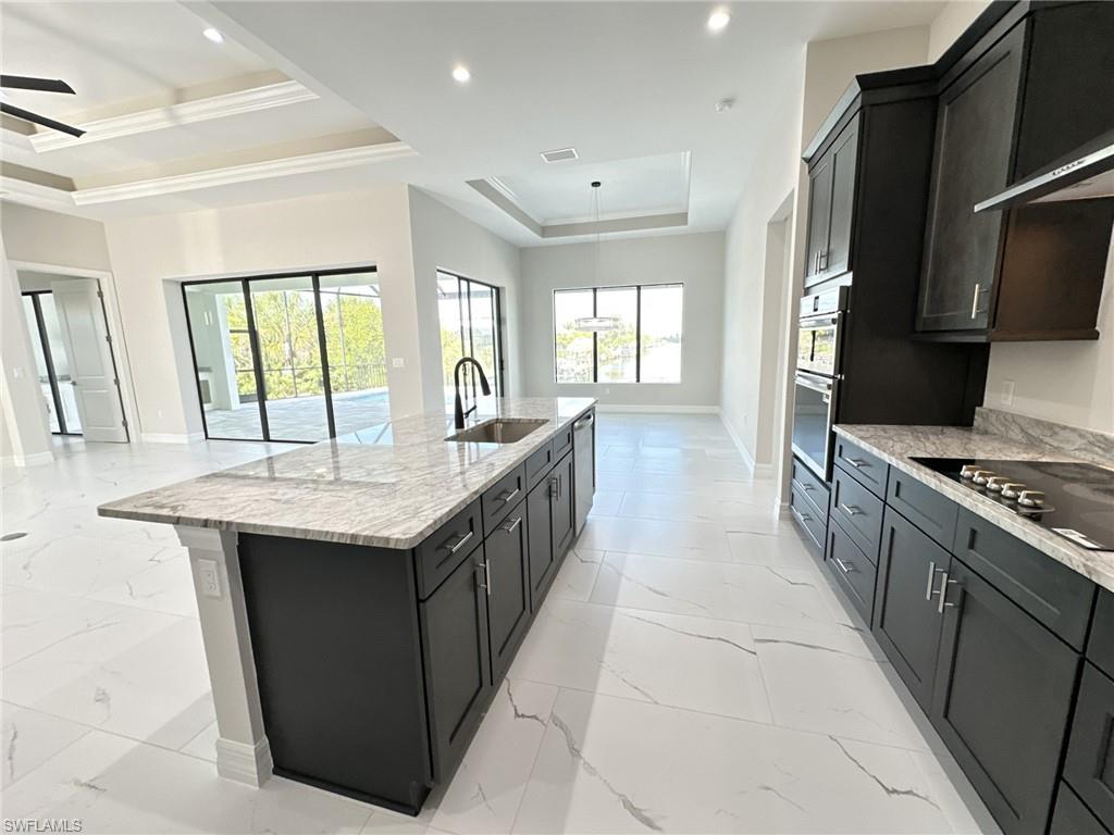 3915 Kismet PKWY W photo 9