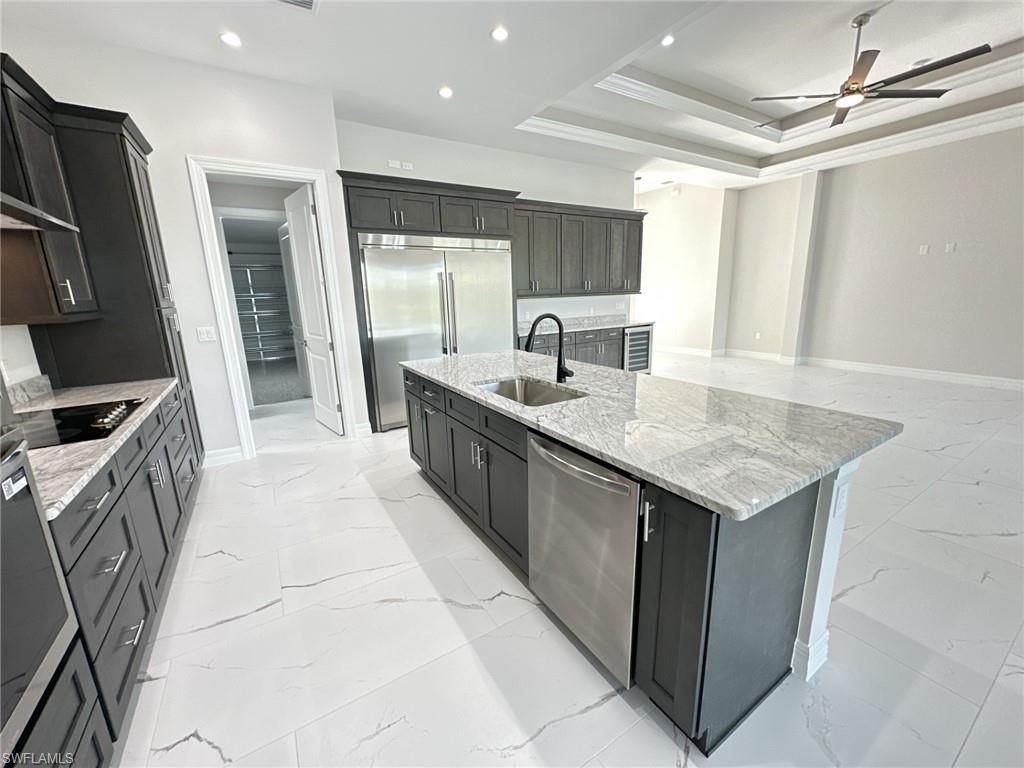 3915 Kismet PKWY W photo 11