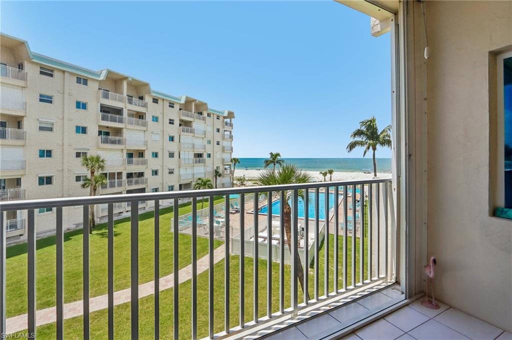 7400 Estero BLVD 315 photo 24