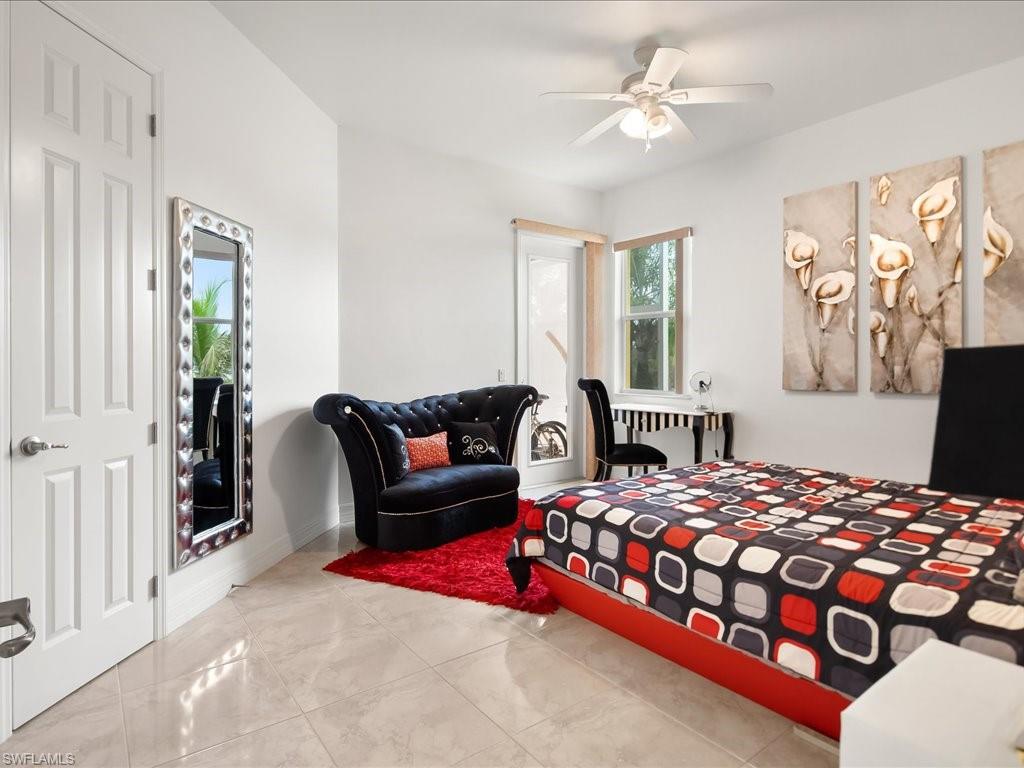 Bedroom with ceiling fan