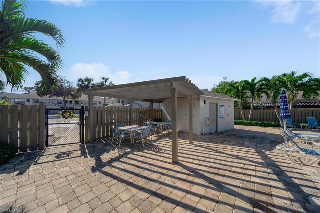 820 Meadowland DR D photo 32