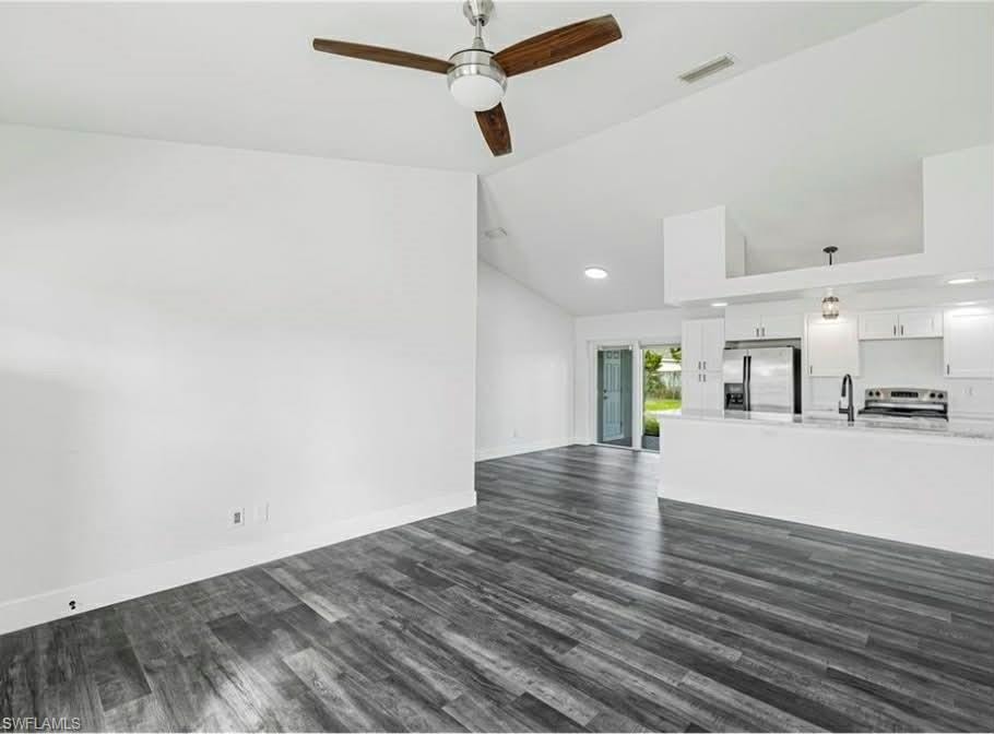 2935 SW 1st PL