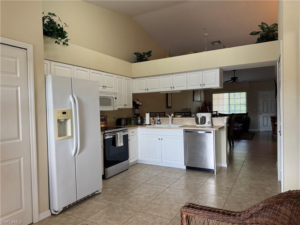 26660 Rosewood Pointe DR 203 photo 6