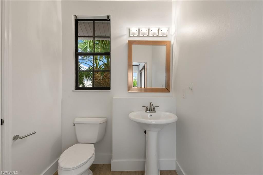 516 Spinnaker DR photo 31