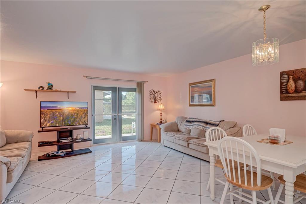 1005 SW 48th TER 2