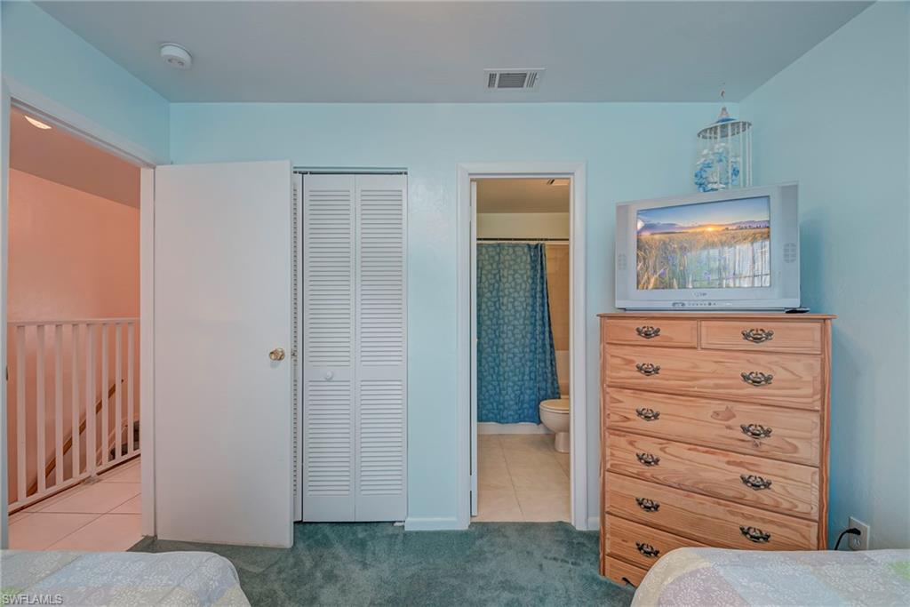 1005 SW 48th TER 2 photo 19