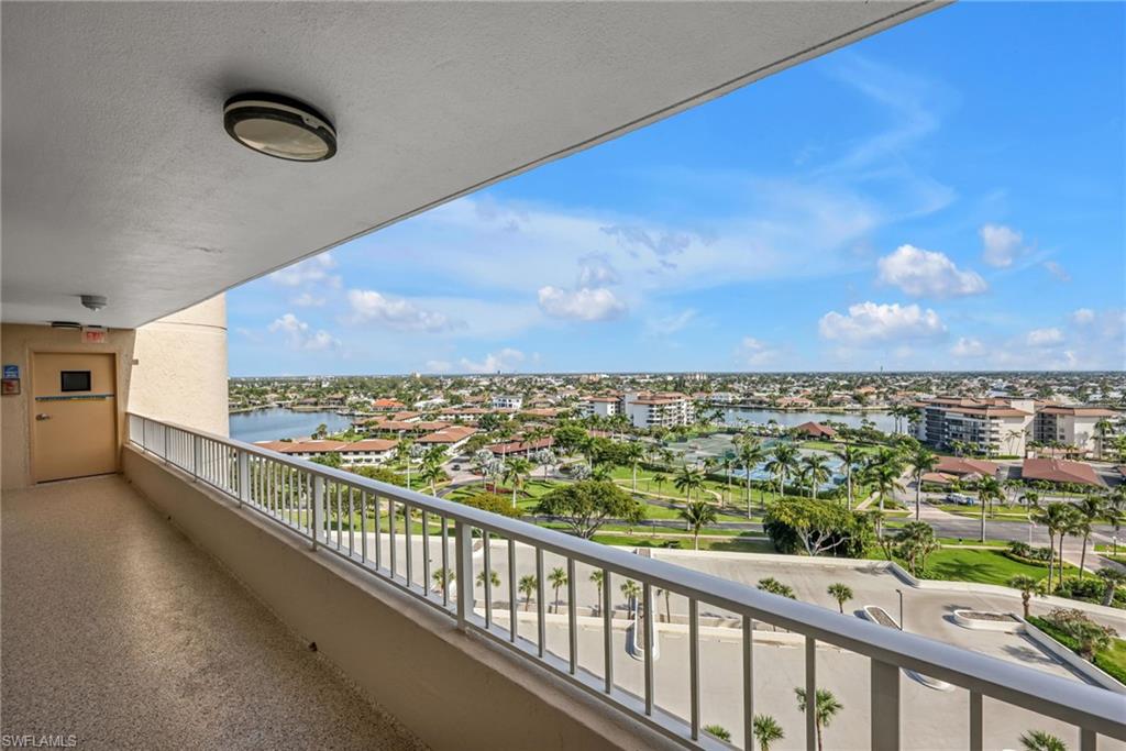 380 Seaview CT 1202 photo 22