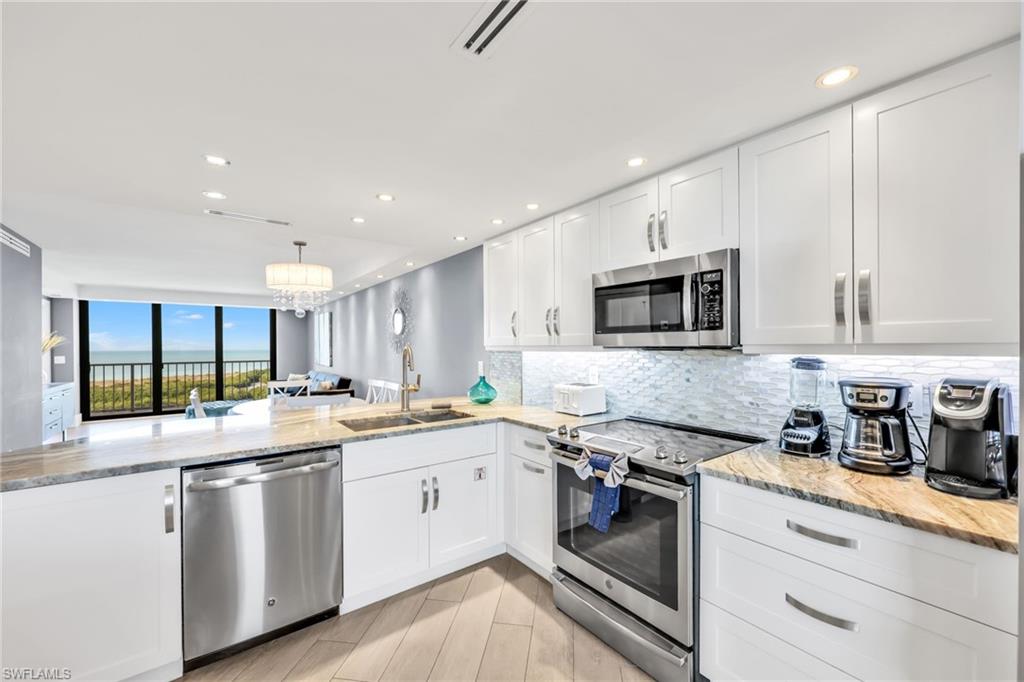 380 Seaview CT 1202 photo 7