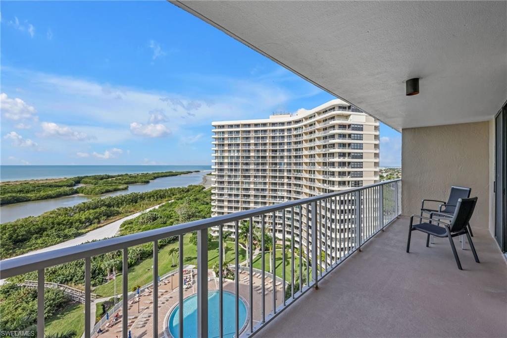 380 Seaview CT 1202