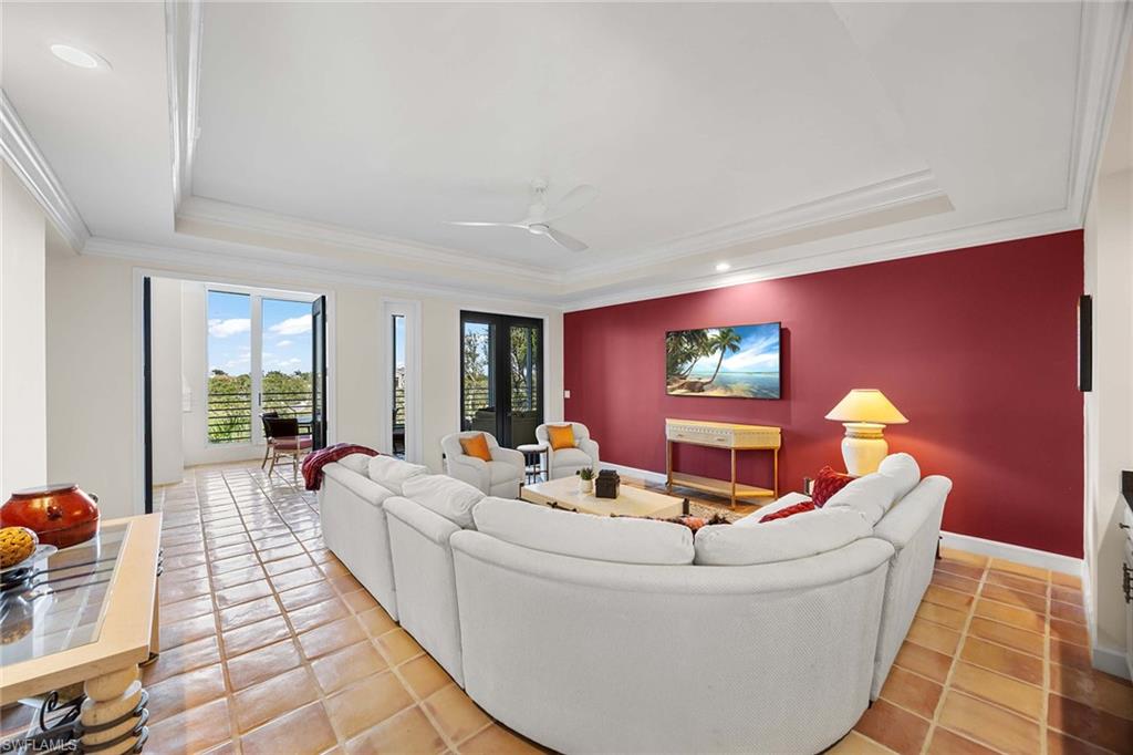 828 Hideaway CIR E 4-434 photo 8