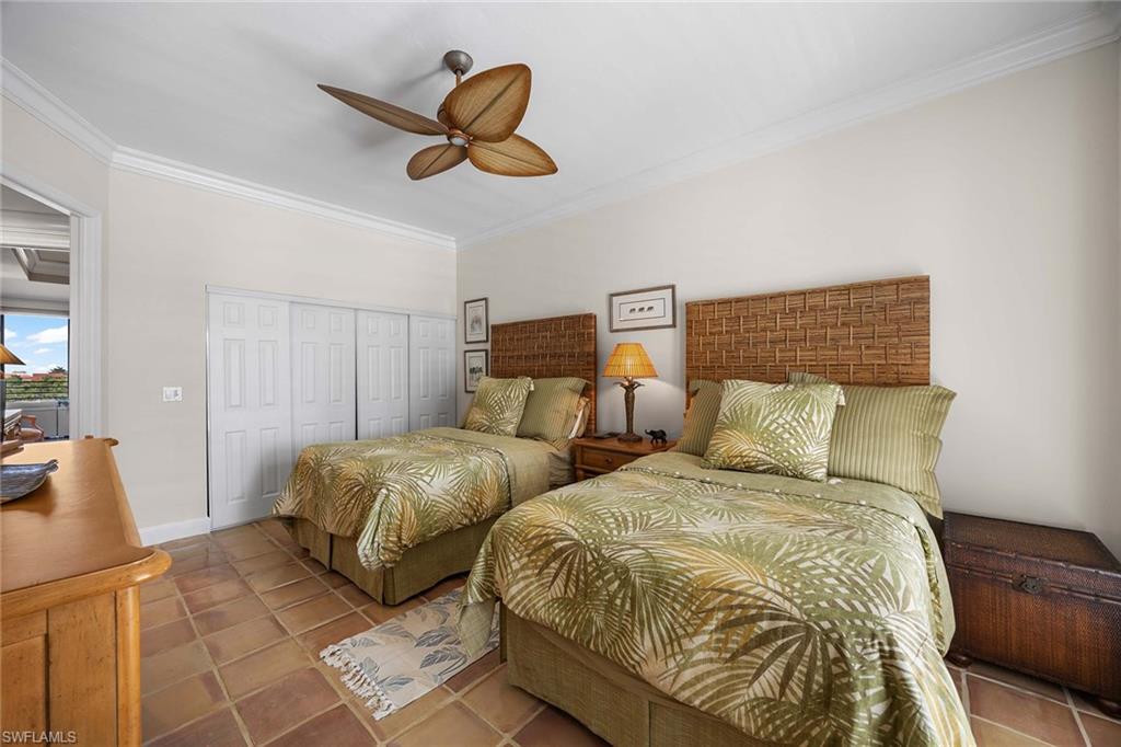 828 Hideaway CIR E 4-434 photo 21