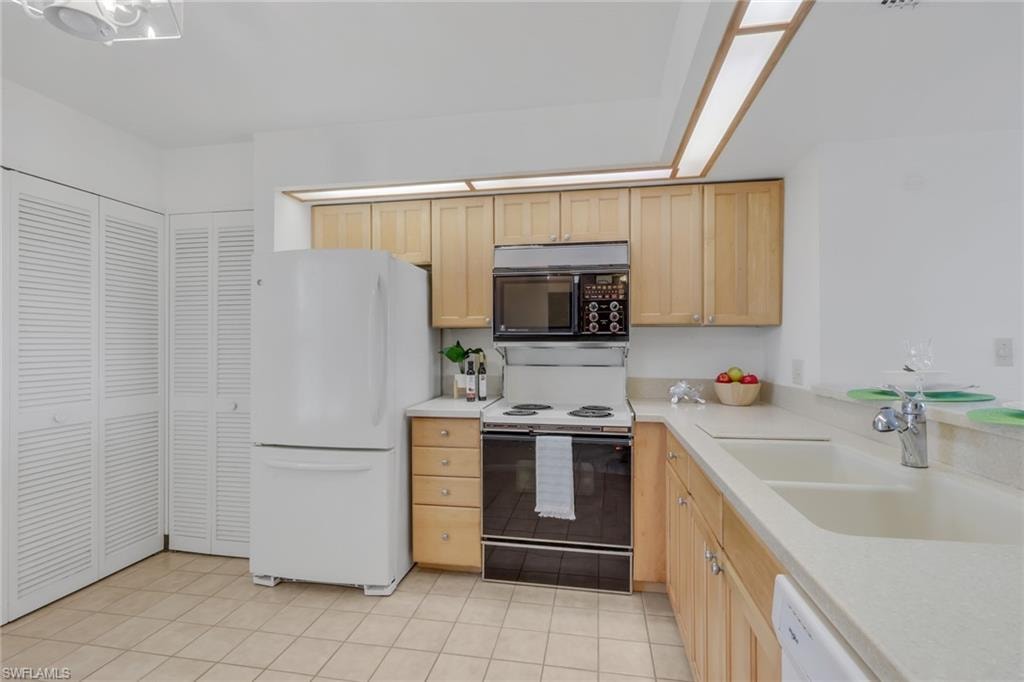 200 Stevens Landing DR B202 photo 8