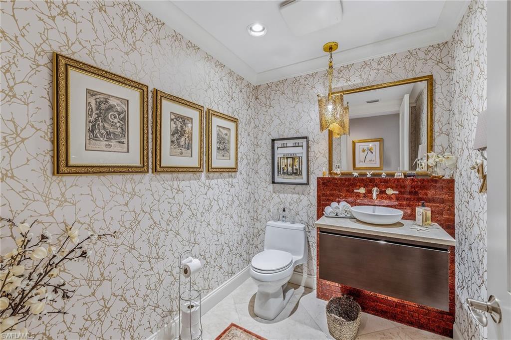13675 Vanderbilt DR 707 photo 14