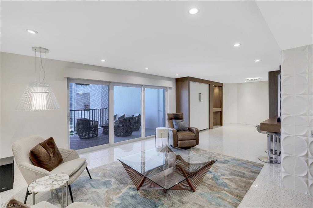 3951 Gulf Shore BLVD N 1203 photo 6