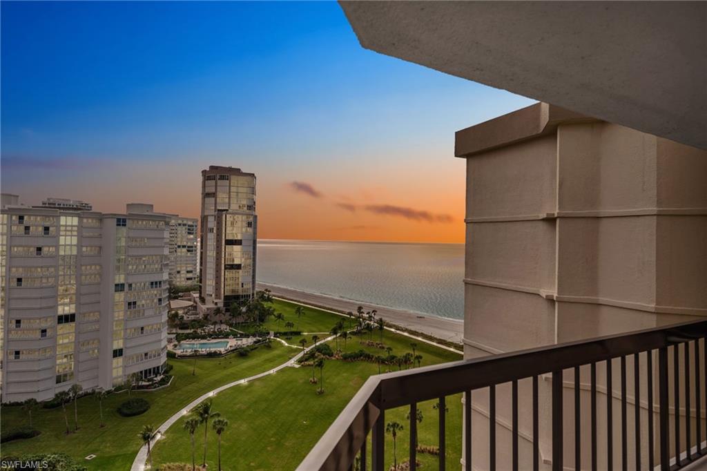 4551 Gulf Shore BLVD N 1805