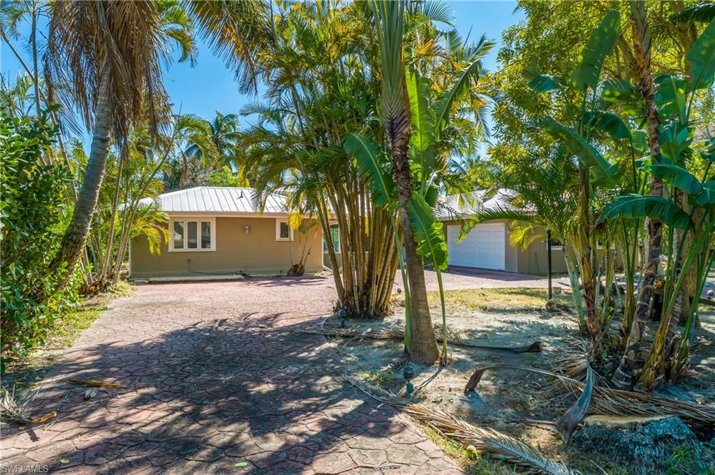 2195 Sheepshead DR photo 10