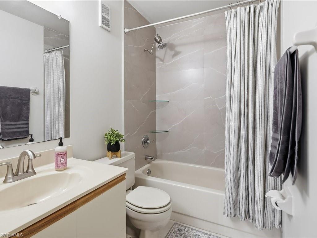 5767 Deauville CIR D305 photo 13