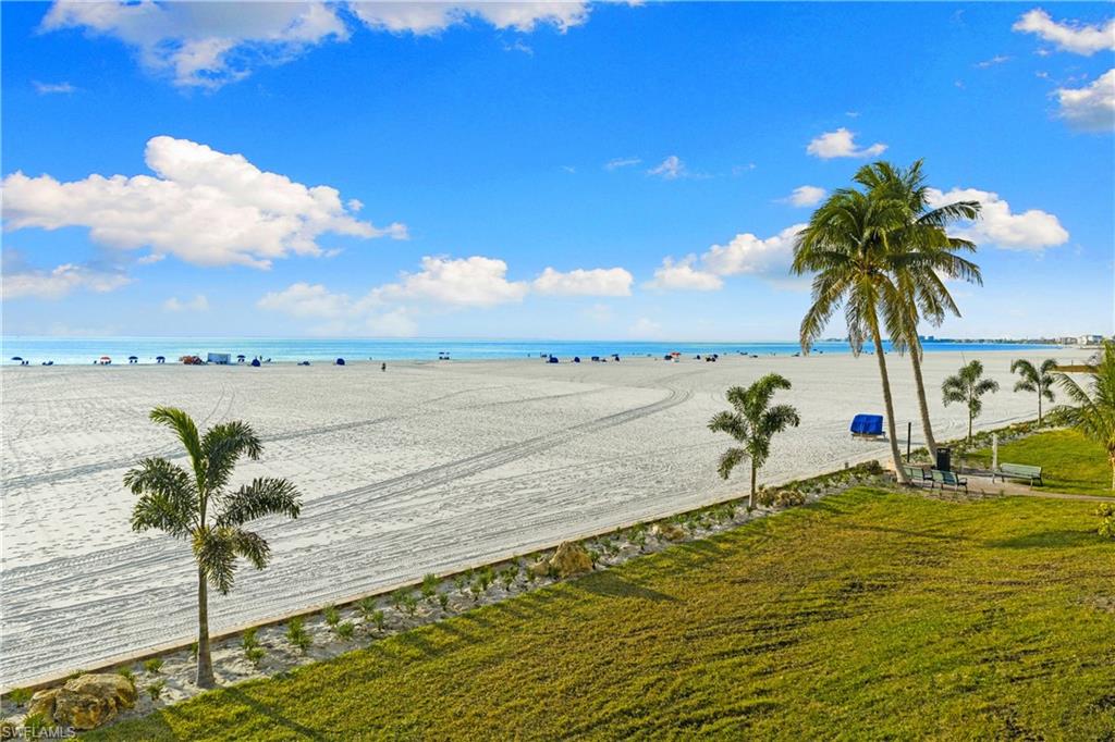 6672 Estero BLVD A108 photo 27
