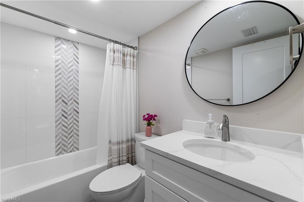 6672 Estero BLVD A108 photo 21