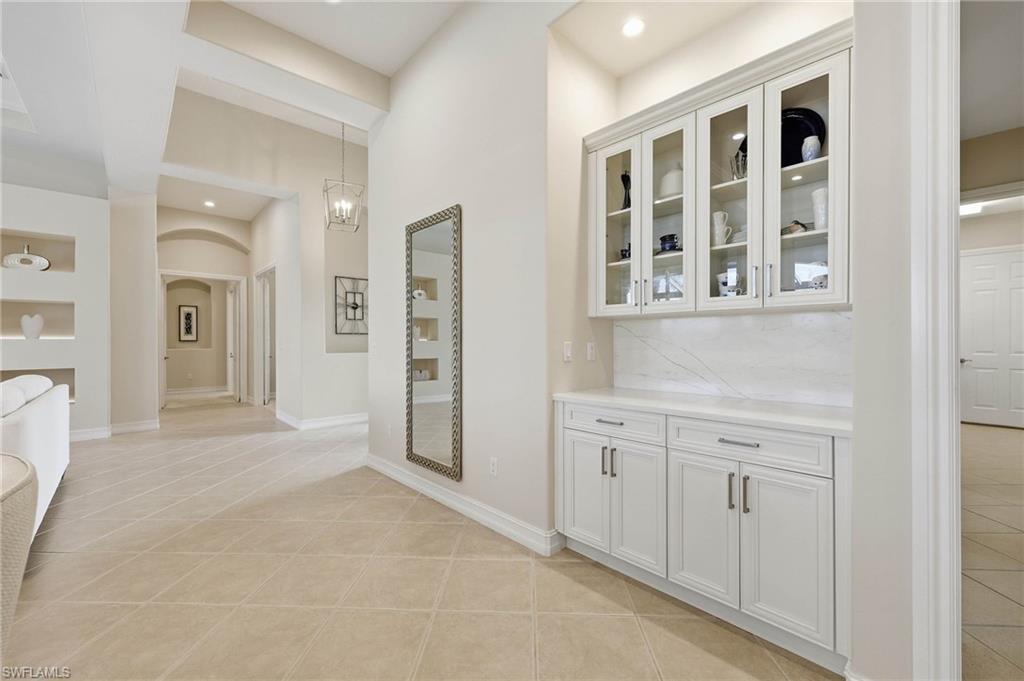 8950 Shenendoah CIR photo 11