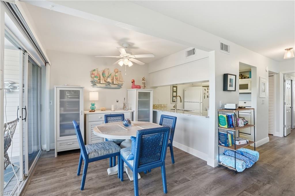 1039 Beach RD 101 photo 7