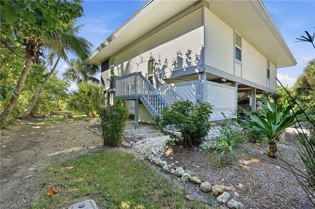 1039 Beach RD 101 photo 36