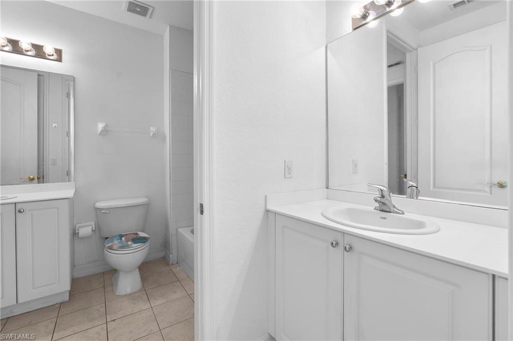 6010 Jonathans Bay CIR 102 photo 19