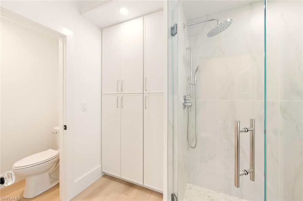 2396 Ravenna BLVD 102 photo 12