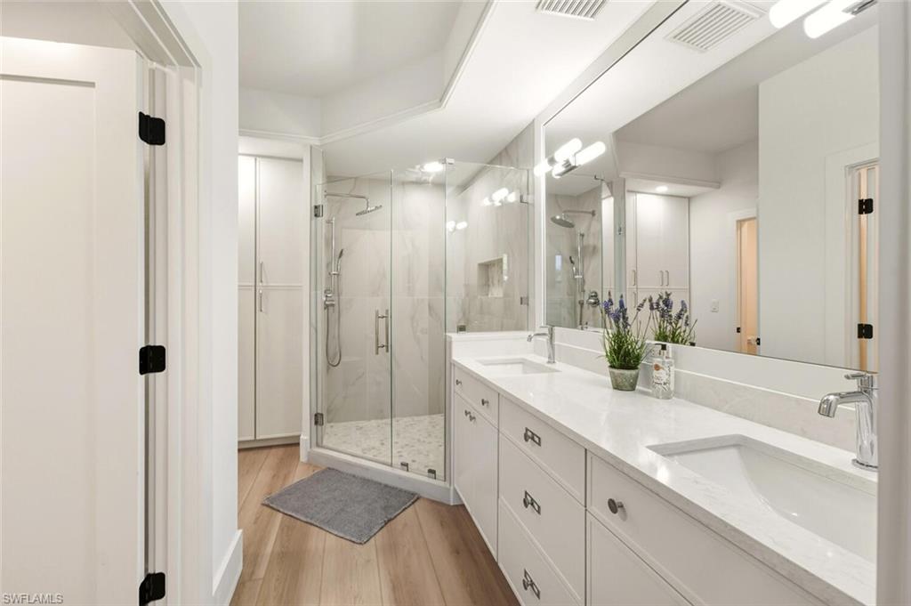 2396 Ravenna BLVD 102 photo 11