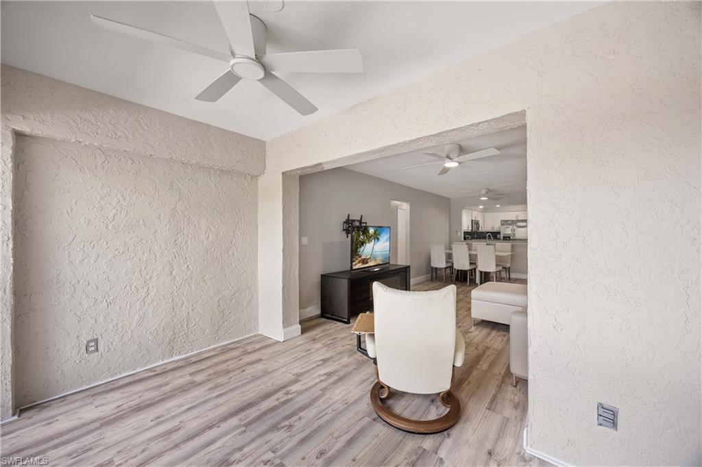 228 Fox Glen DR 3310 photo 22