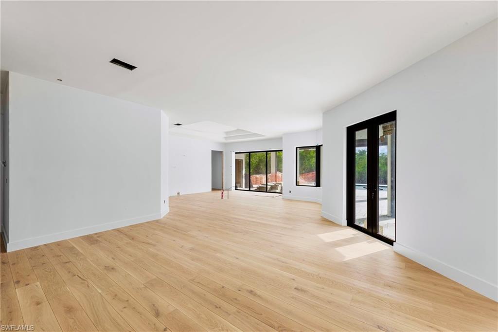 5461 Park RD photo 13