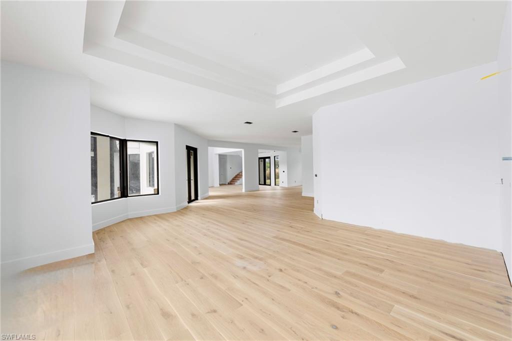 5461 Park RD photo 26