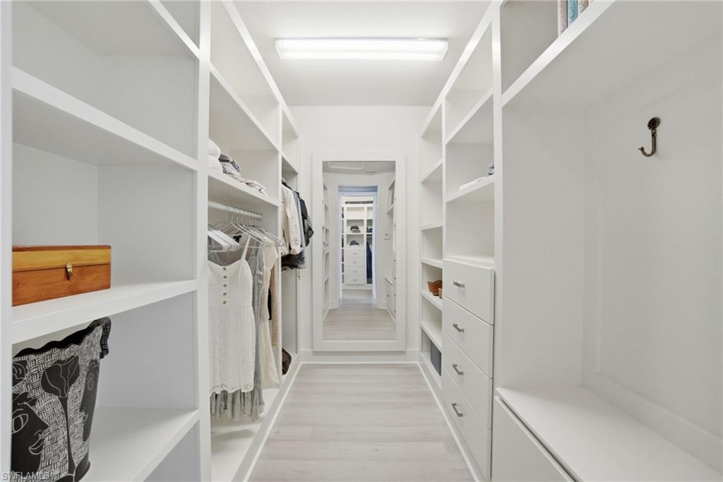 4654 Kensington CIR photo 23