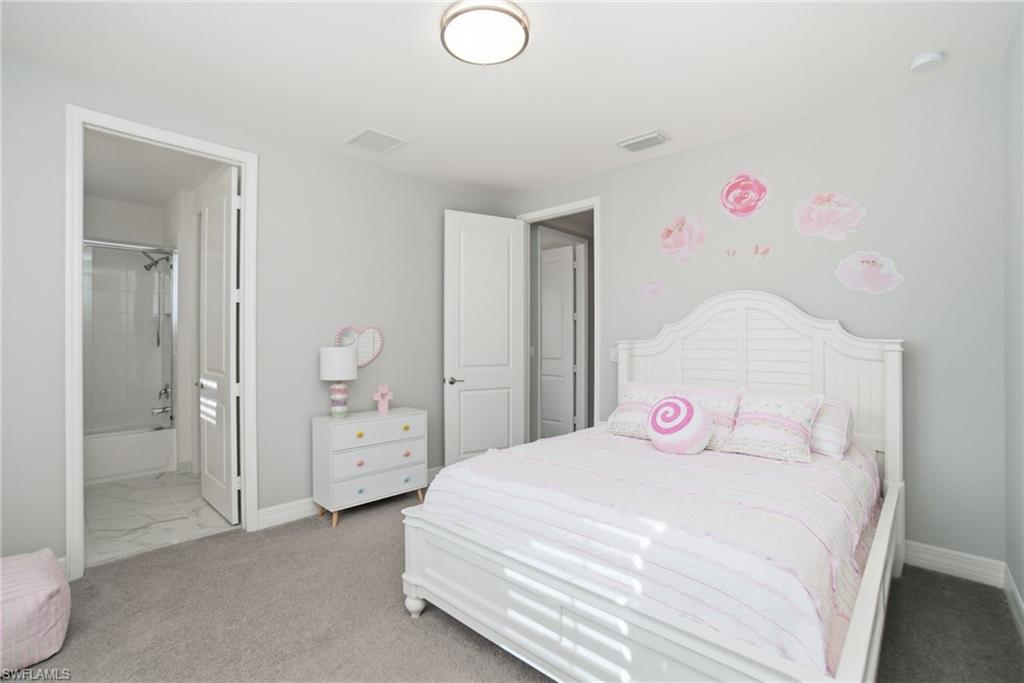4654 Kensington CIR photo 17