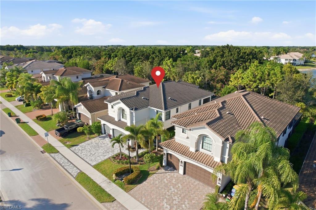 4654 Kensington CIR photo 32