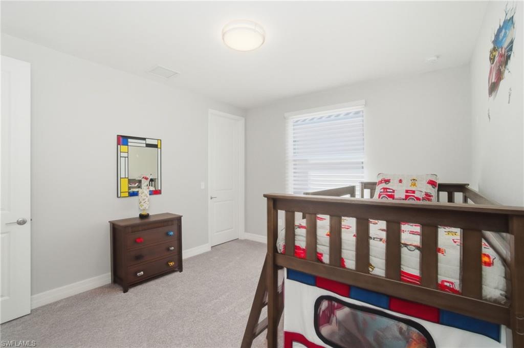 4654 Kensington CIR photo 18