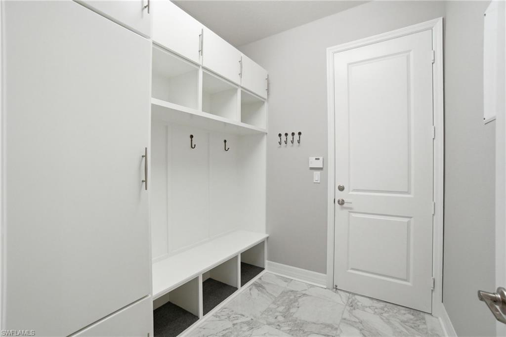 4654 Kensington CIR photo 21